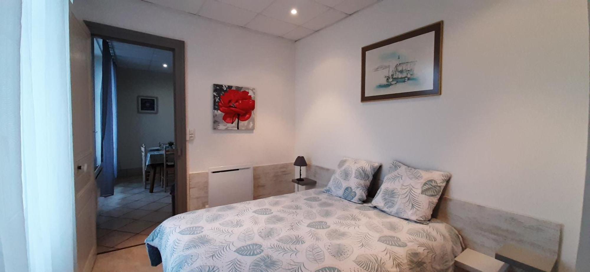 Ecm Continental Apartment Vittel Luaran gambar